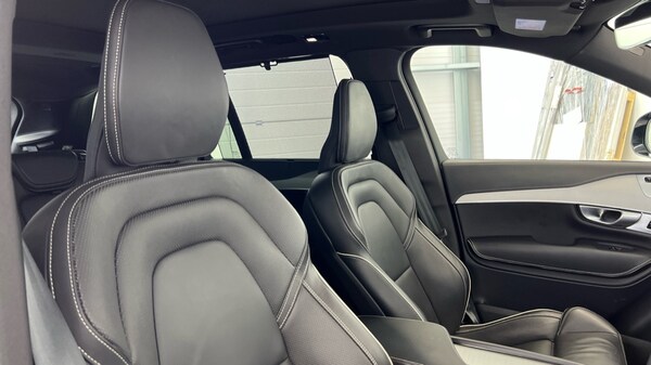 Used Volvo XC90 2023 for sale - 76191131: Photo 31