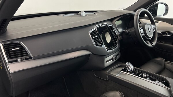Used Volvo XC90 2023 for sale - 76191131: Photo 37