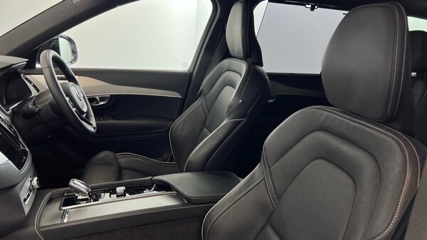 Used Volvo XC90 2023 for sale - 76191131: Photo 38