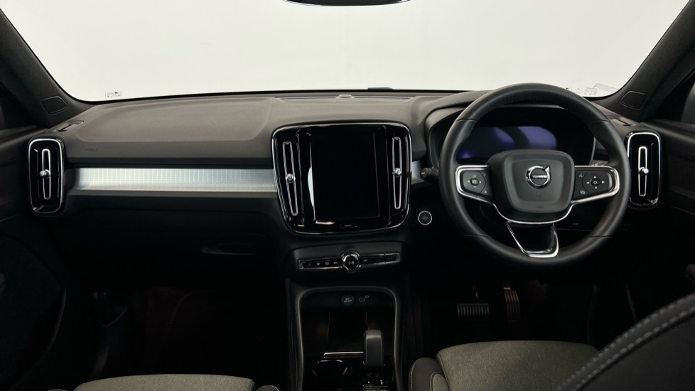 Used Volvo XC40 2022 for sale - 77235491: Photo 5