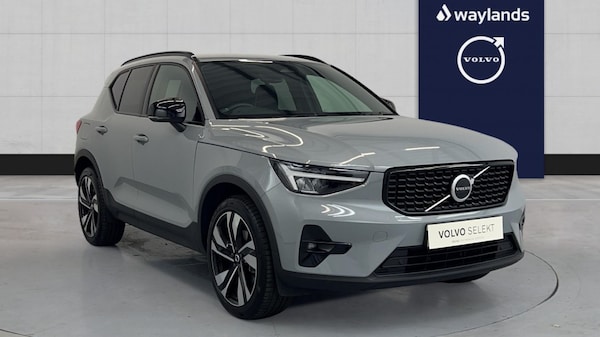 Used Volvo XC40 2025 for sale - 76191053: Photo 1