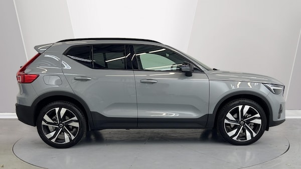 Used Volvo XC40 2025 for sale - 76191053: Photo 3
