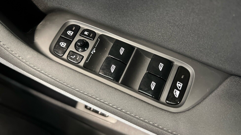 Used Polestar Polestar 2 2025 for sale - 77755716: Photo 60