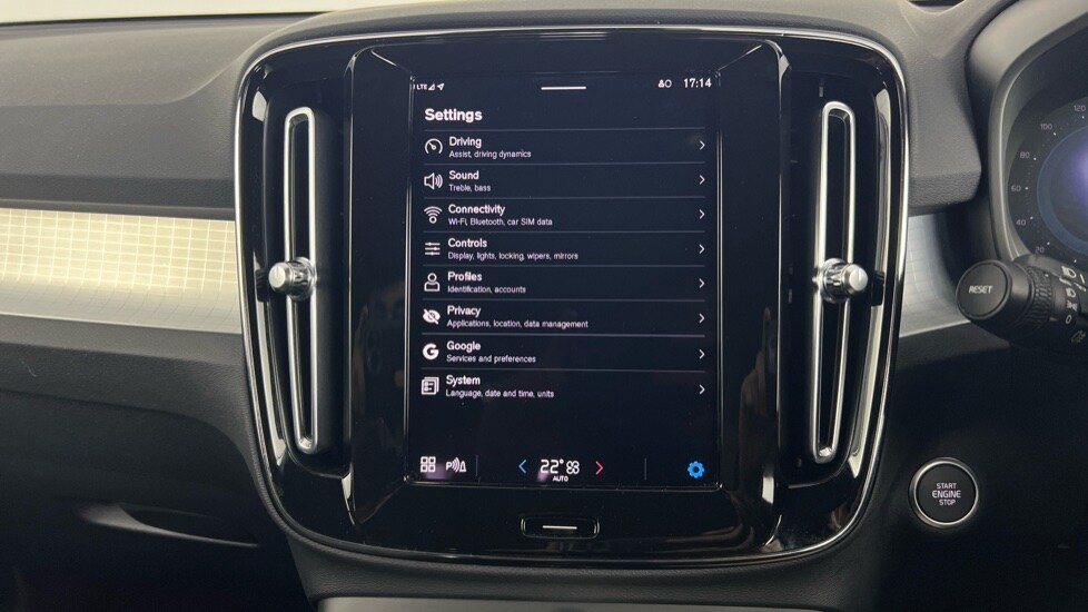 Used Volvo XC40 2023 for sale - 77480213: Photo 17