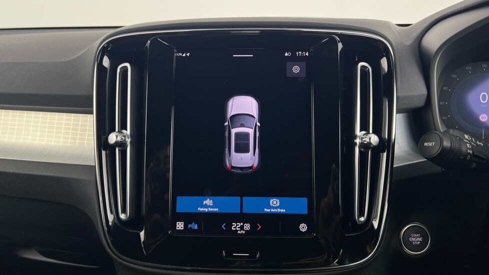 Used Volvo XC40 2023 for sale - 77480213: Photo 19