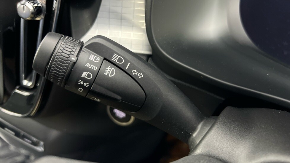 Used Volvo XC40 2023 for sale - 77480213: Photo 20