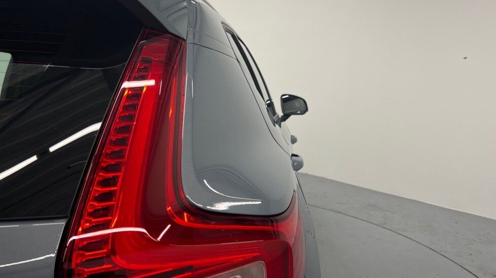 Used Volvo XC40 2023 for sale - 77480213: Photo 36