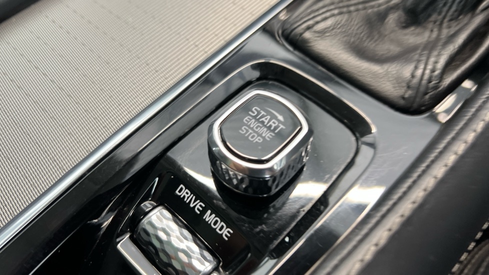 Used Volvo XC90 2018 for sale - 76098038: Photo 27