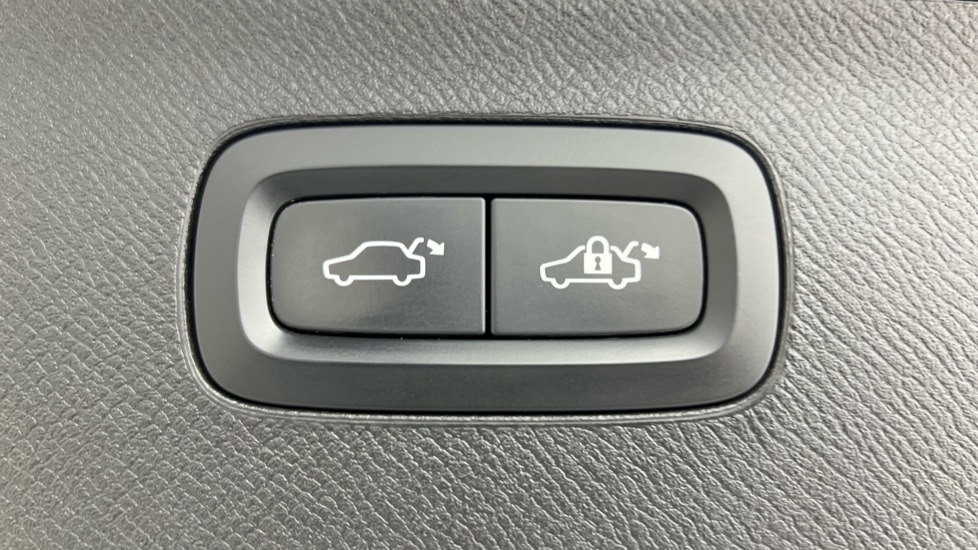 Used Volvo XC90 2018 for sale - 76098038: Photo 35