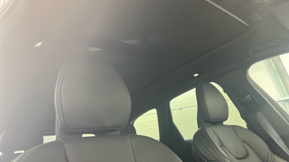 Used Volvo XC60 2025 for sale - 77499574: Photo 31
