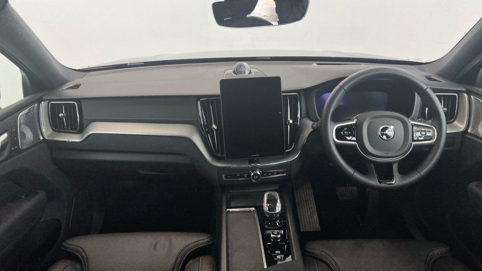 Used Volvo XC60 2025 for sale - 77499574: Photo 5