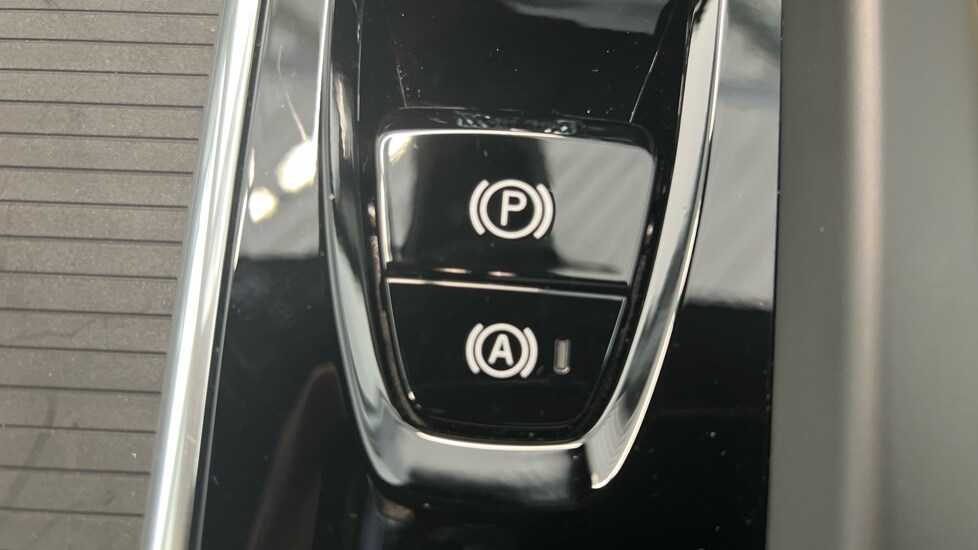 Used Volvo XC60 2025 for sale - 77499574: Photo 68