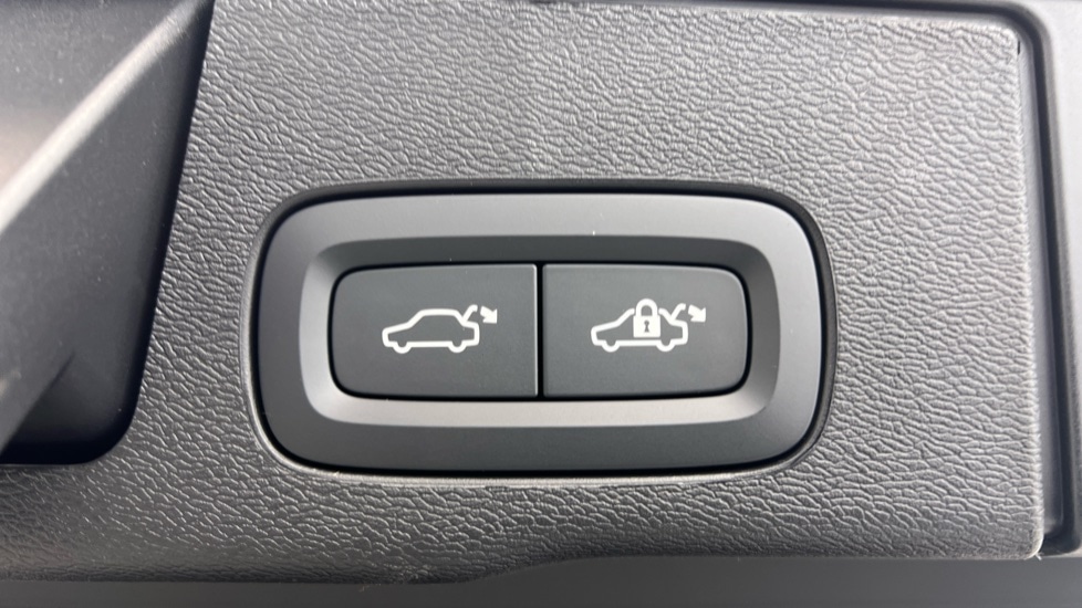 Used Volvo XC60 2026 for sale - 77560613: Photo 34