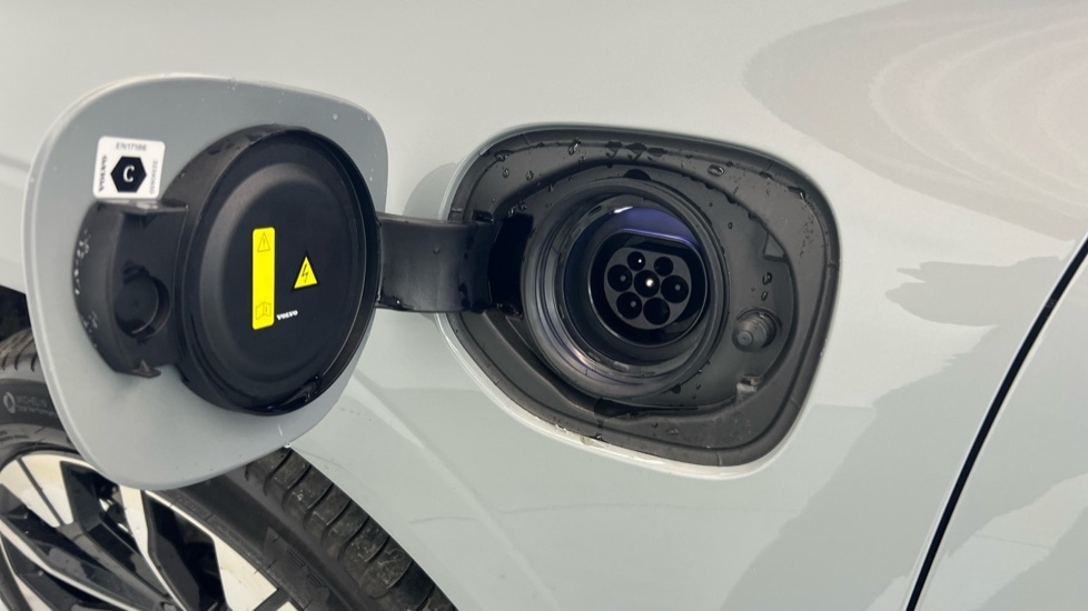 Used Volvo XC60 2026 for sale - 77560613: Photo 43