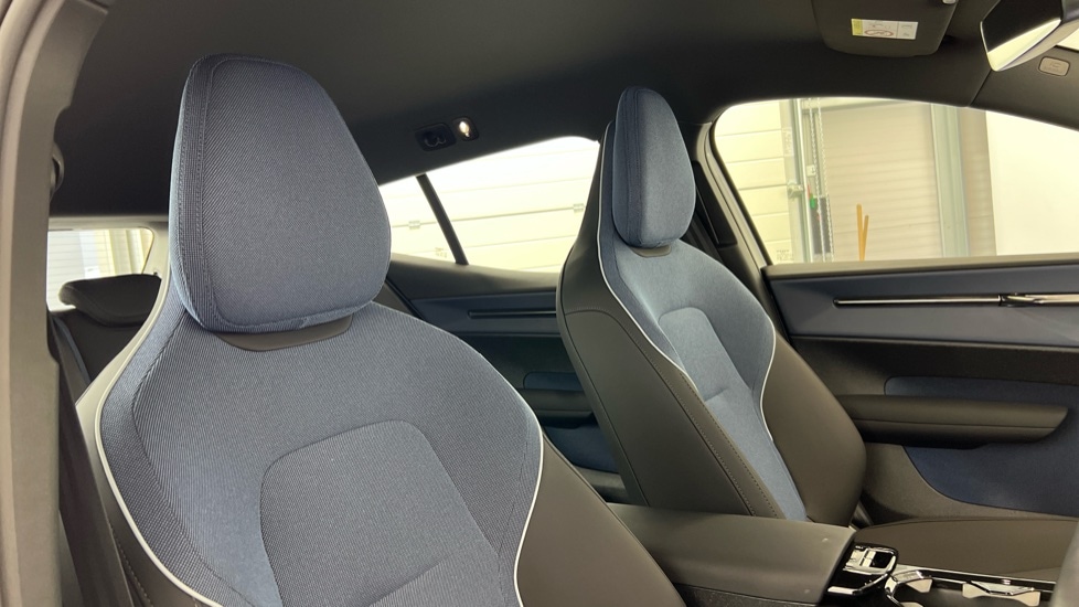 Used Volvo EX30 2025 for sale - 75472822: Photo 31