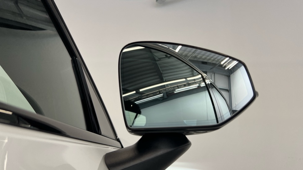 Used Volvo EX30 2025 for sale - 75472822: Photo 32