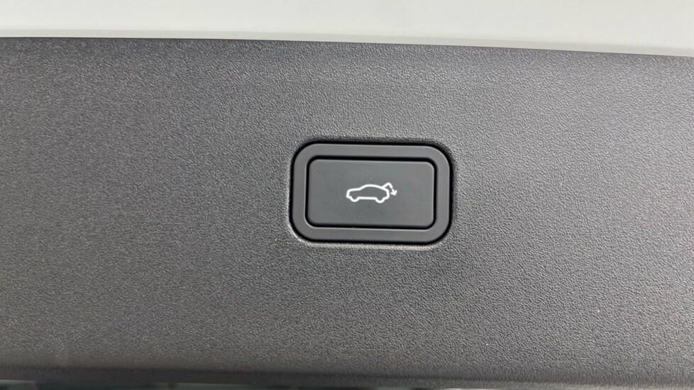 Used Volvo EX30 2025 for sale - 75472822: Photo 35