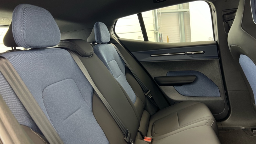 Used Volvo EX30 2025 for sale - 75472822: Photo 6