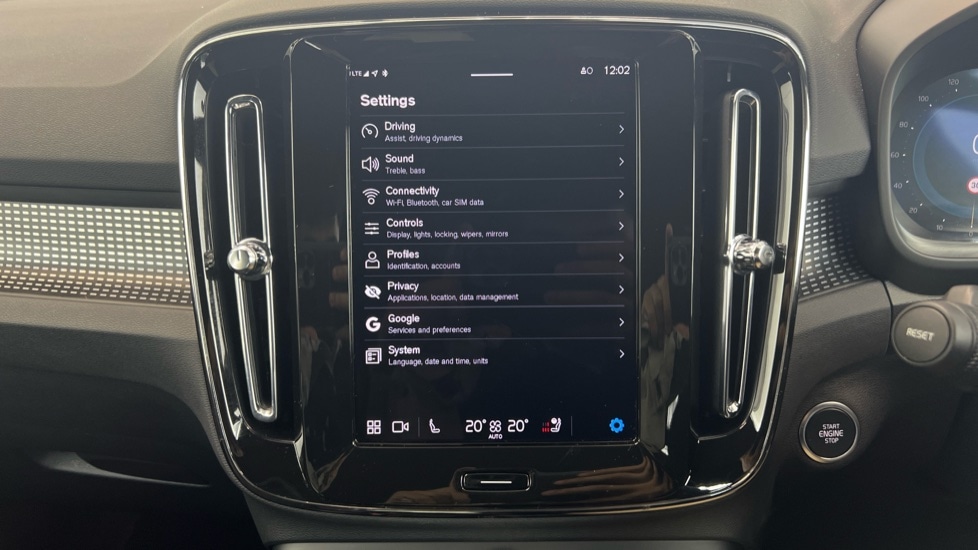 Used Volvo XC40 2025 for sale - 76556860: Photo 16