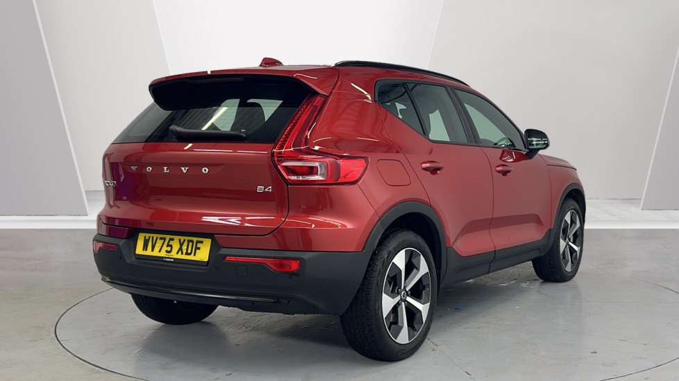 Used Volvo XC40 2025 for sale - 76556860: Photo 2