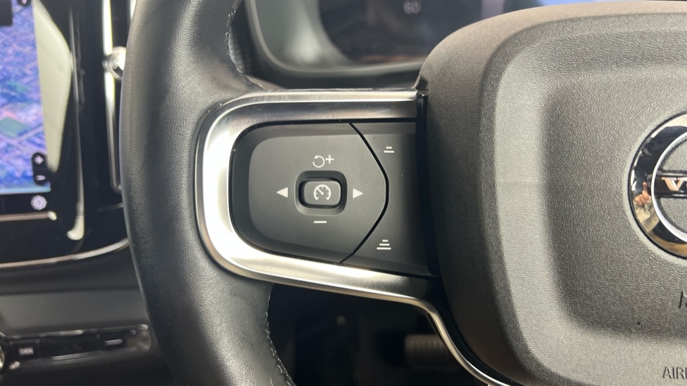 Used Volvo XC40 2025 for sale - 76556860: Photo 20