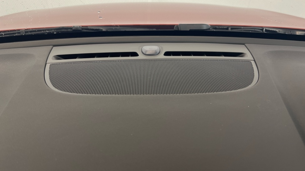 Used Volvo XC40 2025 for sale - 76556860: Photo 25