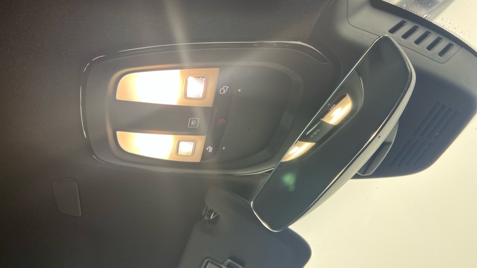 Used Volvo XC40 2025 for sale - 76556860: Photo 27