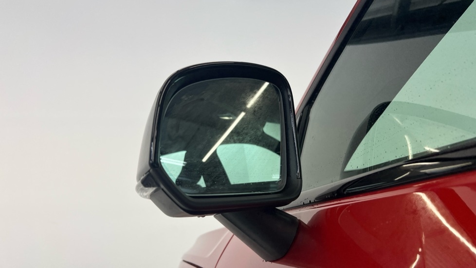 Used Volvo XC40 2025 for sale - 76556860: Photo 40