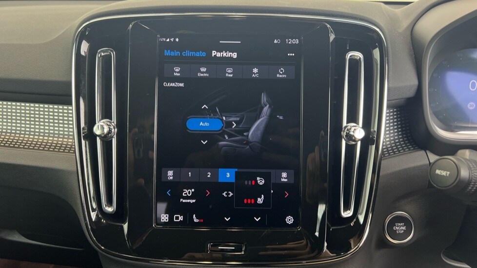 Used Volvo XC40 2025 for sale - 76556860: Photo 54