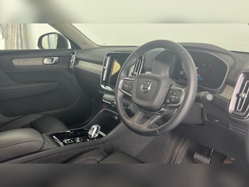 Used Volvo XC40 2023 for sale - 79162008: Photo
