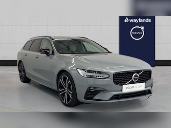2024 - Ultra, T8 AWD Plug-in hybrid, Electric/Petrol, Dark (HUD, BLIS, Htd Seats) 5-Door