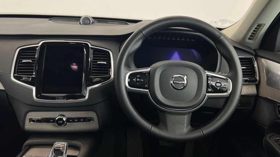 Used Volvo XC90 2024 for sale - 76018243: Photo 10