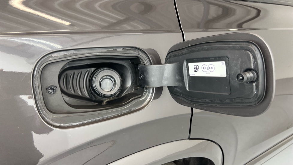 Used Volvo XC90 2024 for sale - 76018243: Photo 16