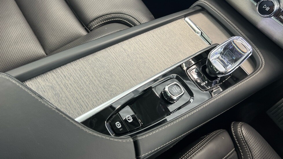 Used Volvo XC90 2024 for sale - 76018243: Photo 25