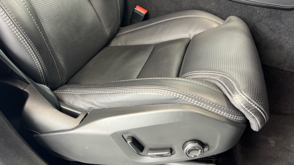 Used Volvo XC90 2024 for sale - 76018243: Photo 30