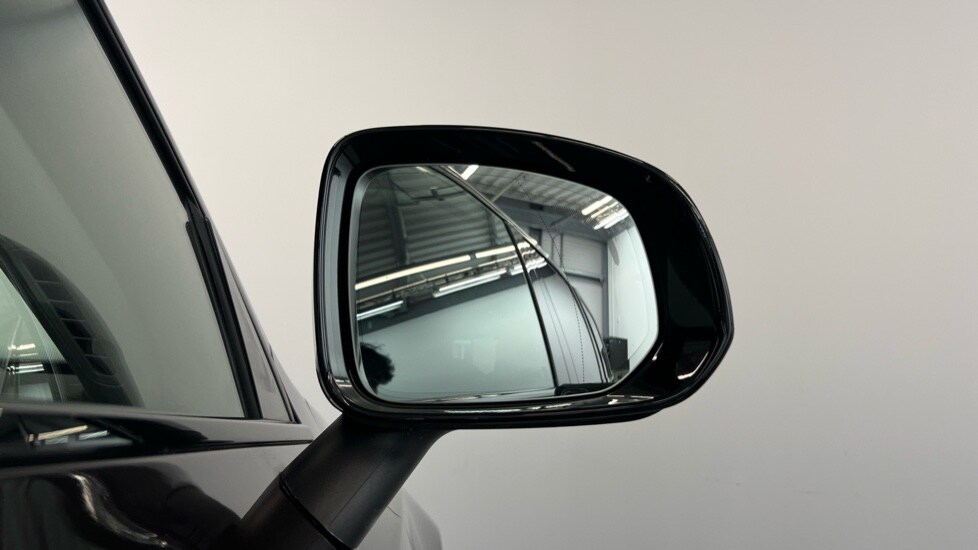 Used Volvo XC90 2024 for sale - 76018243: Photo 32