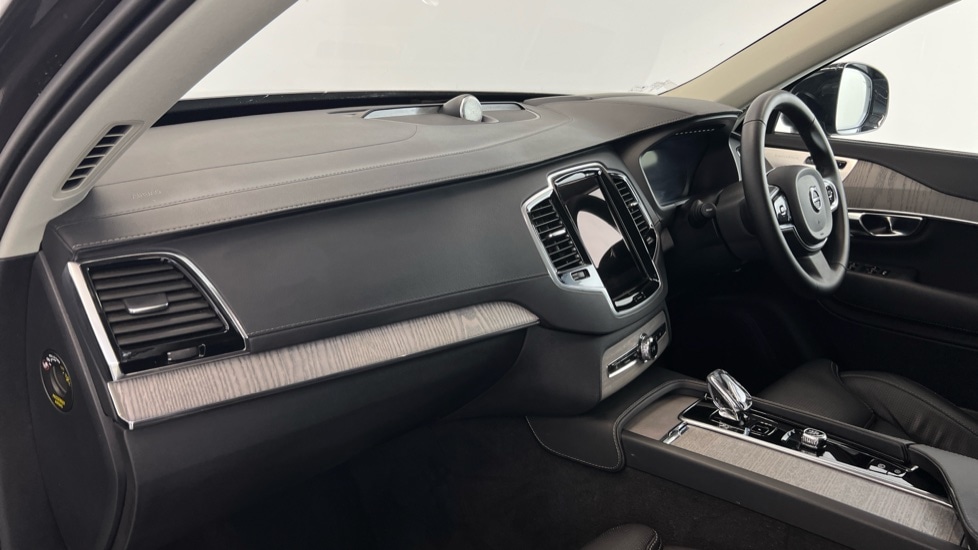 Used Volvo XC90 2024 for sale - 76018243: Photo 36