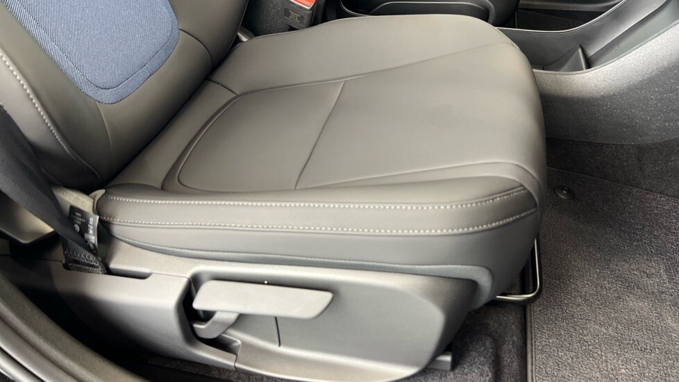 Used Volvo EX30 2025 for sale - 76018099: Photo 30