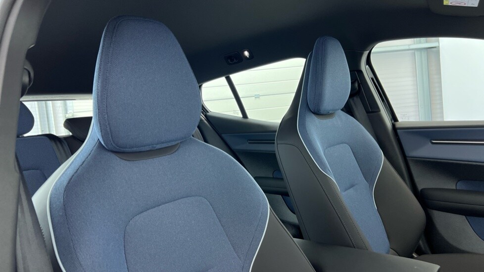 Used Volvo EX30 2025 for sale - 76018099: Photo 31