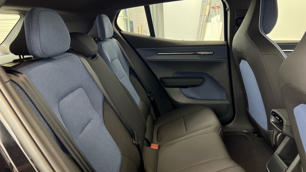 Used Volvo EX30 2025 for sale - 76018099: Photo 6