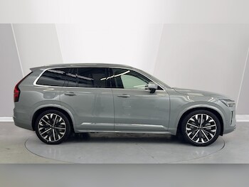 Used Volvo XC90 2025 for sale - 77047565: Photo