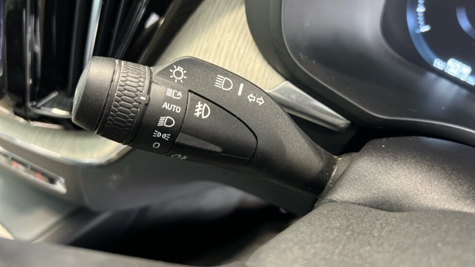 Used Volvo XC60 2021 for sale - 78128933: Photo 20