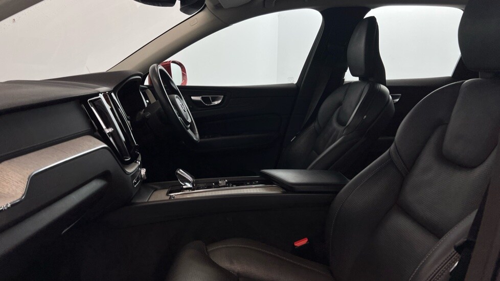 Used Volvo XC60 2021 for sale - 78128933: Photo 36