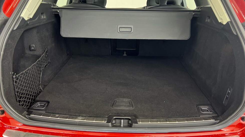 Used Volvo XC60 2021 for sale - 78128933: Photo 51