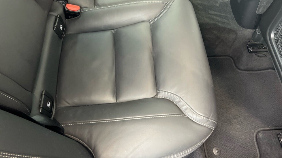 Used Volvo XC60 2021 for sale - 78128933: Photo 56