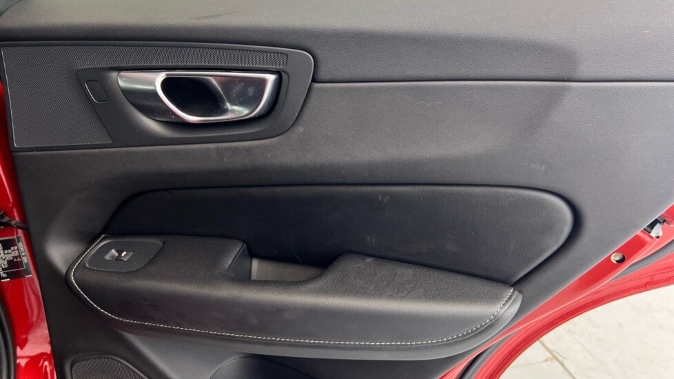 Used Volvo XC60 2021 for sale - 78128933: Photo 58