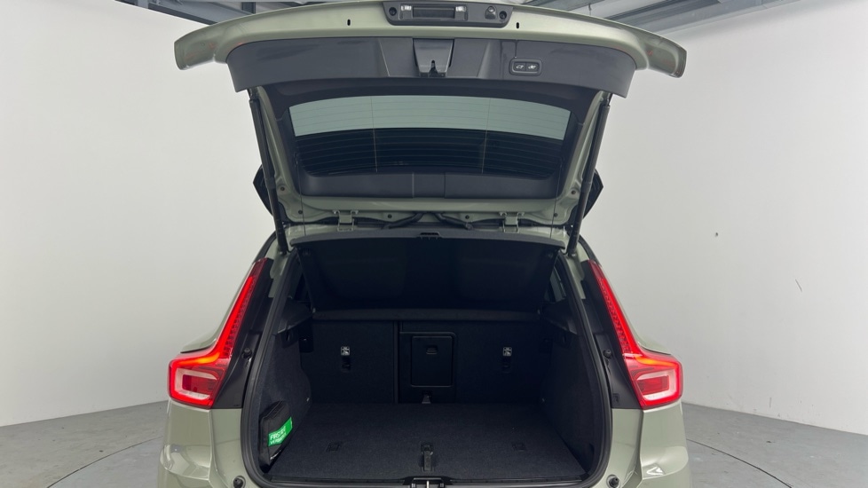 Used Volvo XC40 2024 for sale - 77244675: Photo 13