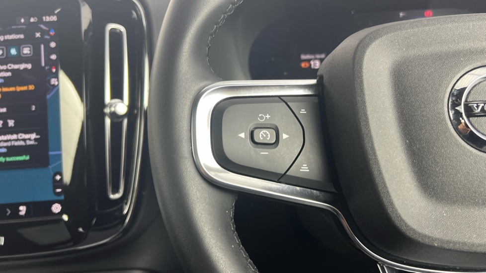 Used Volvo XC40 2024 for sale - 77244675: Photo 21