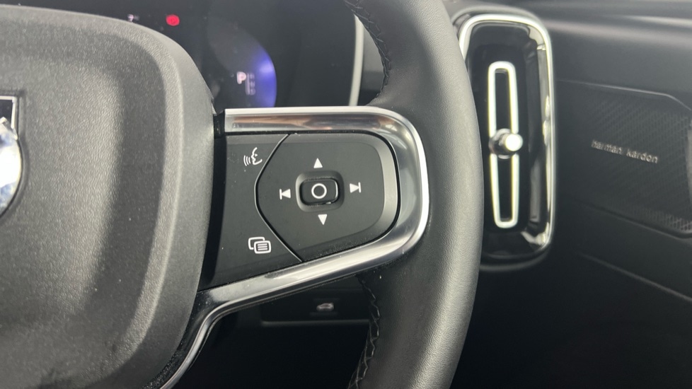 Used Volvo XC40 2024 for sale - 77244675: Photo 22