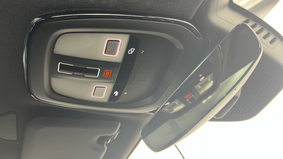 Used Volvo XC40 2024 for sale - 77244675: Photo 28